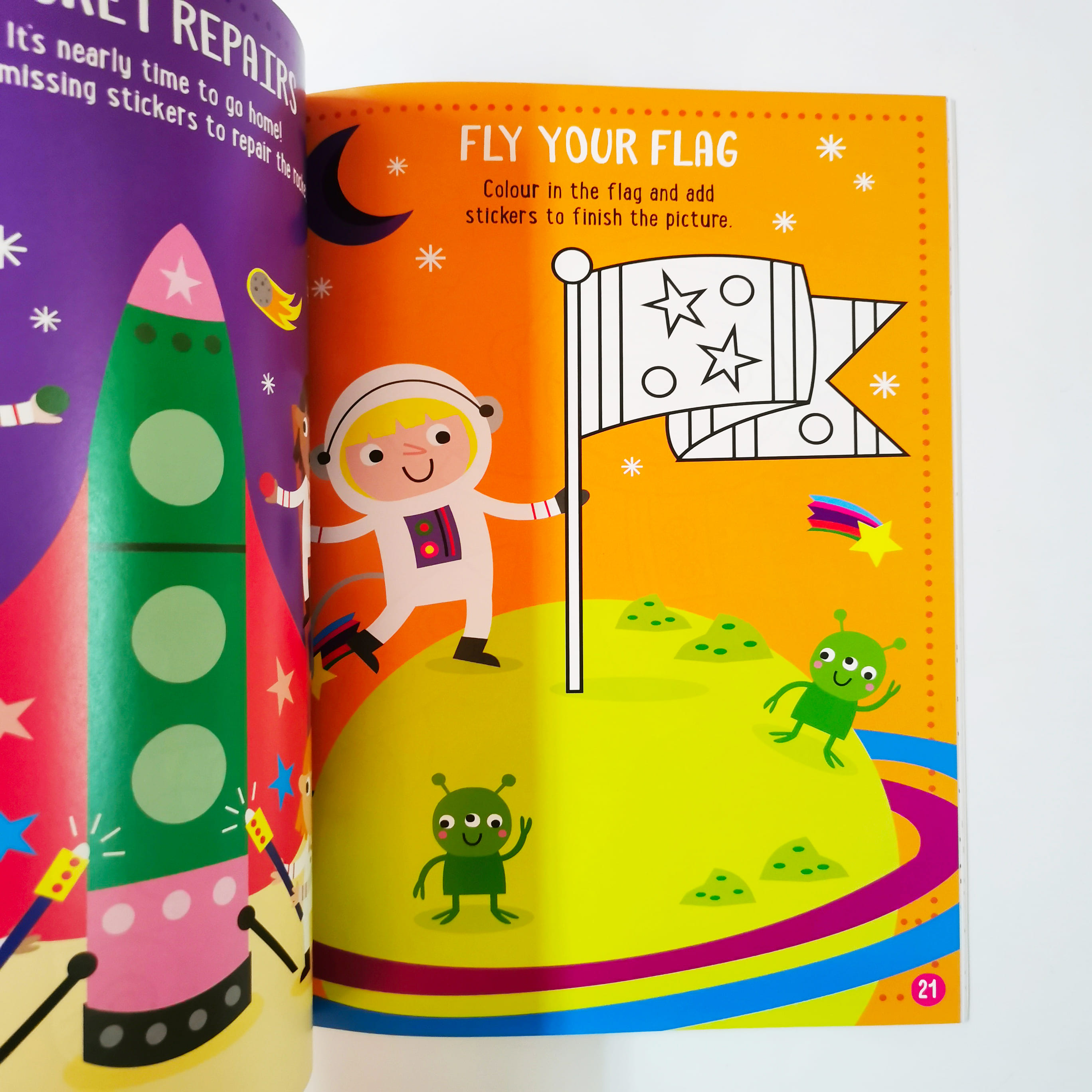 Little Adventures : Space Sticker Activity Book
