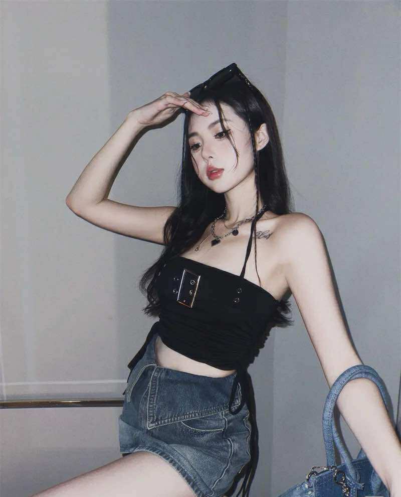 เสื้อครอป สายเดี่ยว สไตล์เกาหลี CN5064 พร้อมส่ง