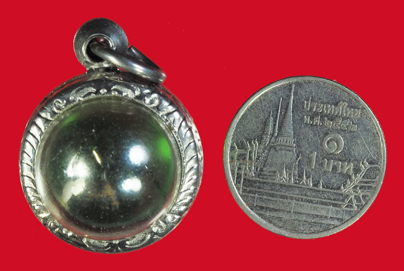 ขายแล้วA5053 ลูกแก้วสารพัดนึก ไม่ทราบอาจารย์ เลี่ยมกรอบสเเตนเลส ไม่ทราบปี 12