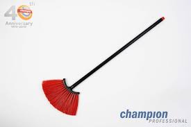 ไม้กวาดไนล่อน Champion Professional ขนาดมาตรฐาน ขนแข็ง