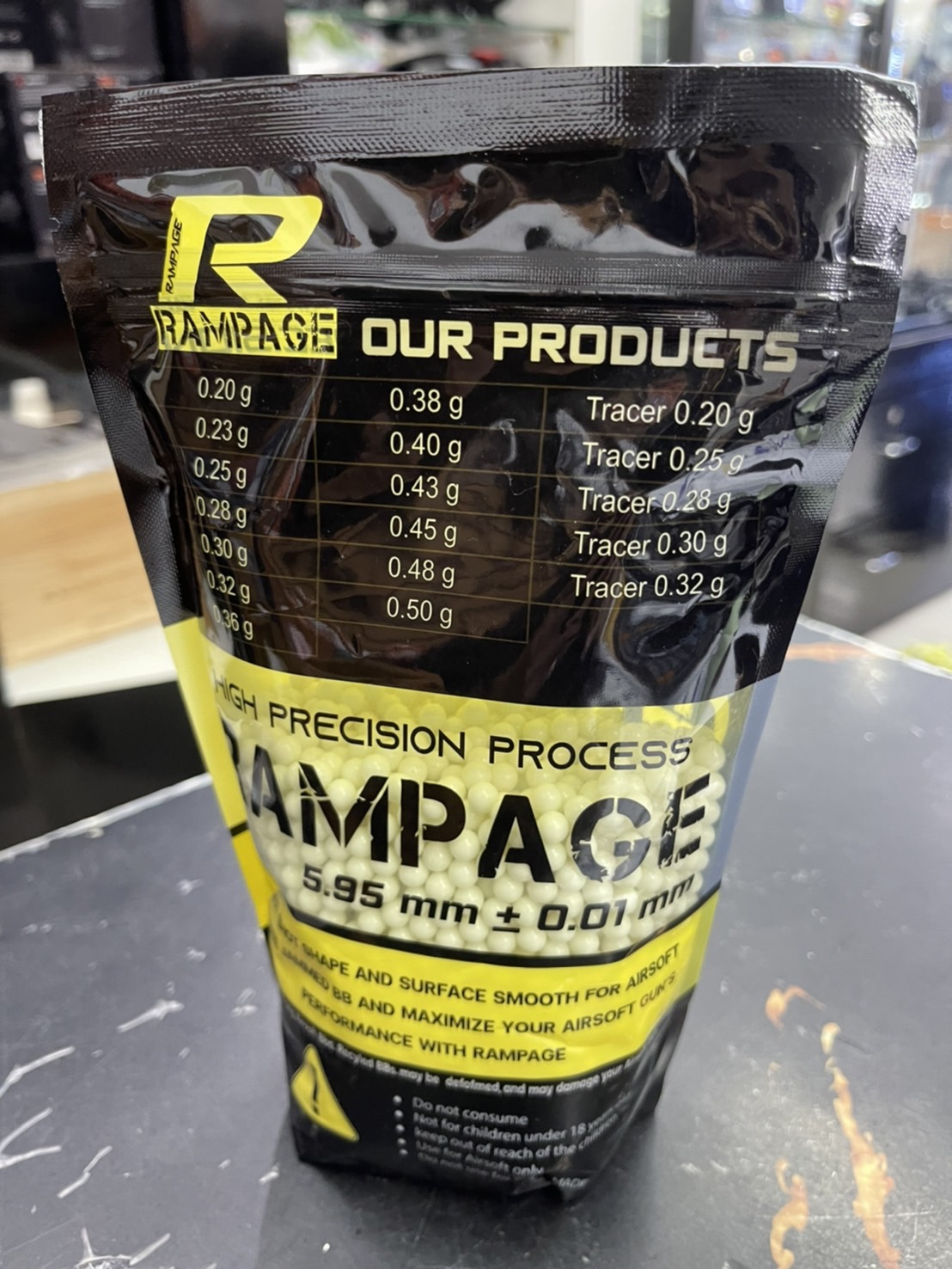 ลูกกระสุน RAMPAGE Tracer กระสุนเรืองแสง 0.25g 3000 นัด made im taiwan