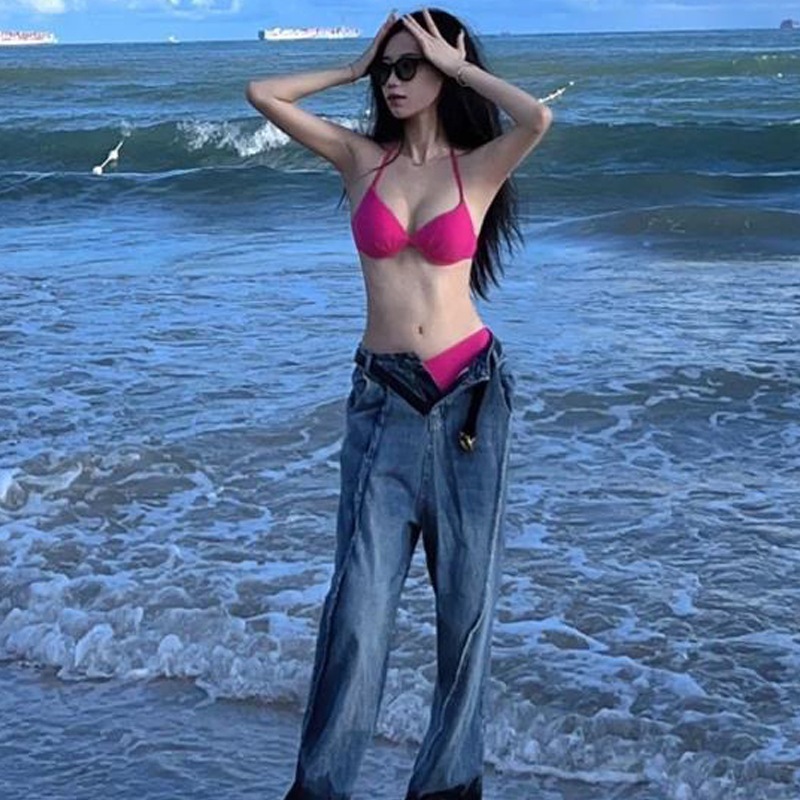 บิกินี่ ชมบานเย็น โครงดันทรง เซ็ท 2 ชิ้น รหัส SW071