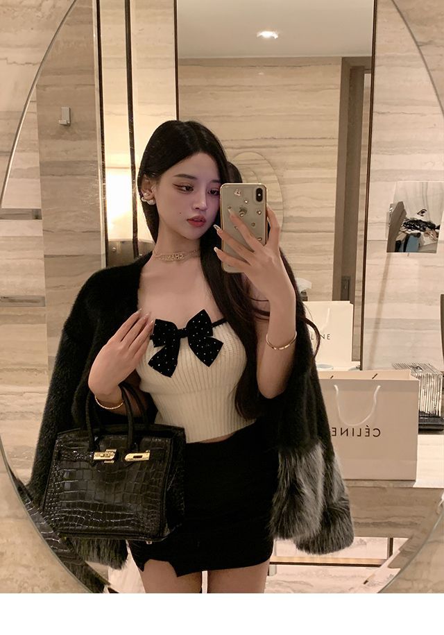 เสื้อครอป สายเดี่ยว โบว์หน้า พร้อมส่ง CN10251