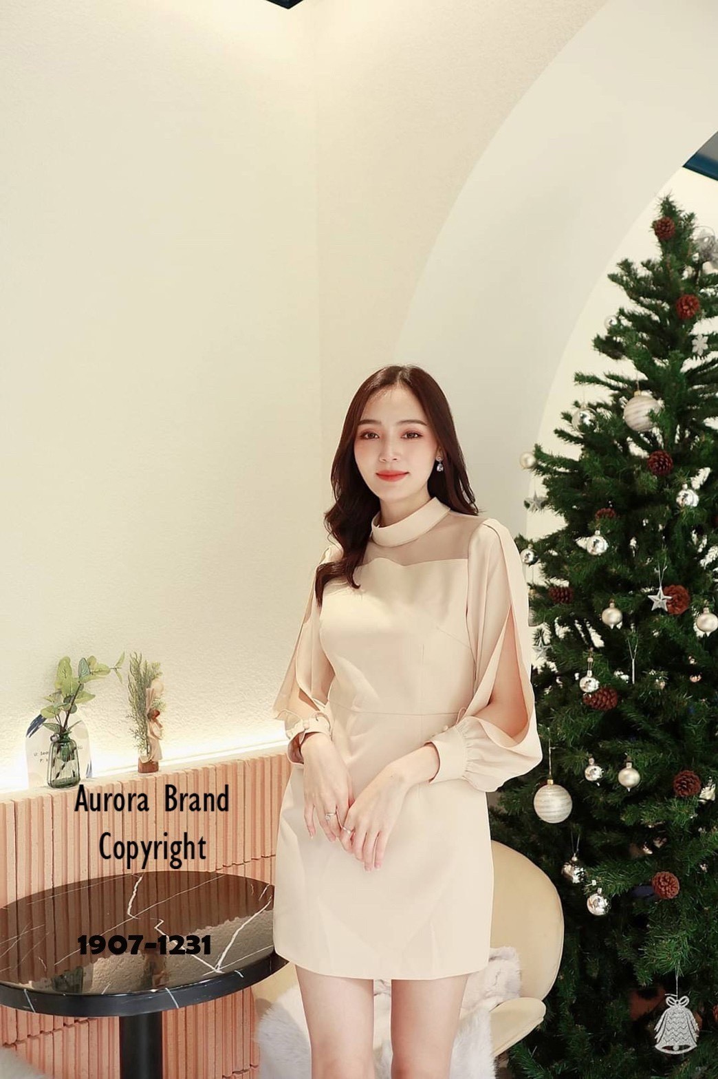 🍦 S 🍦 AURORA เดรสสีสุดเรียบหรู แต่งซีทรูช่วงบน