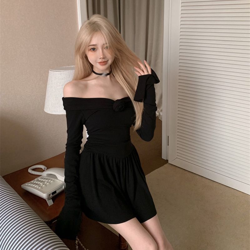 ชุดเดรส เปิดไหล่ เเขนยาว CN2778