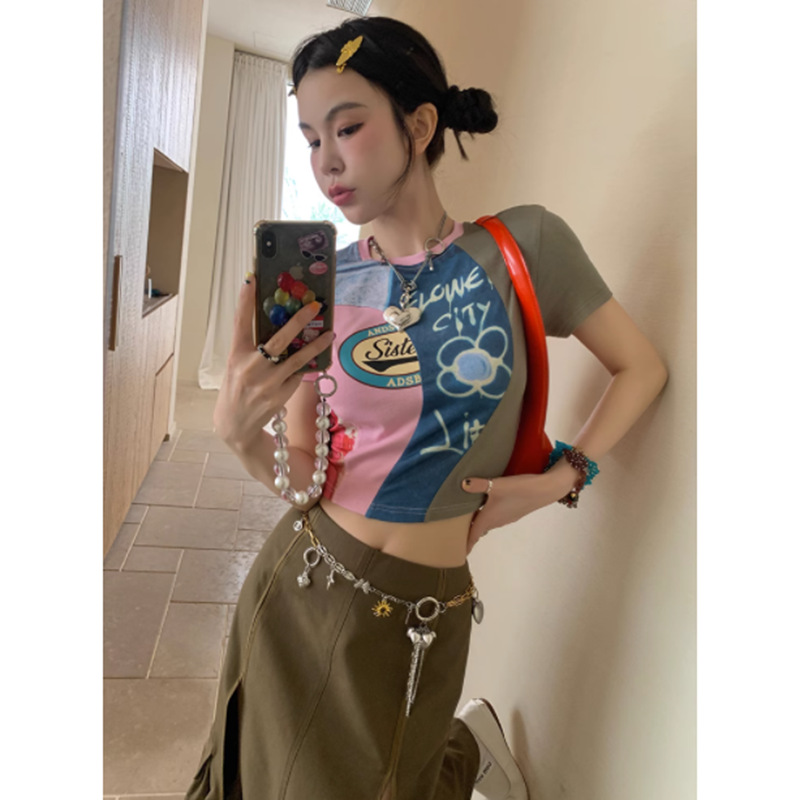 เสื้อยืดครอป คอกลม ลายวินเทจ รหัส CN2376