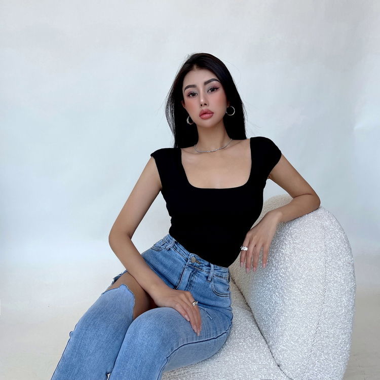 เสื้อบอดี้สูท โชว์หลัง สายฝอ CN1166