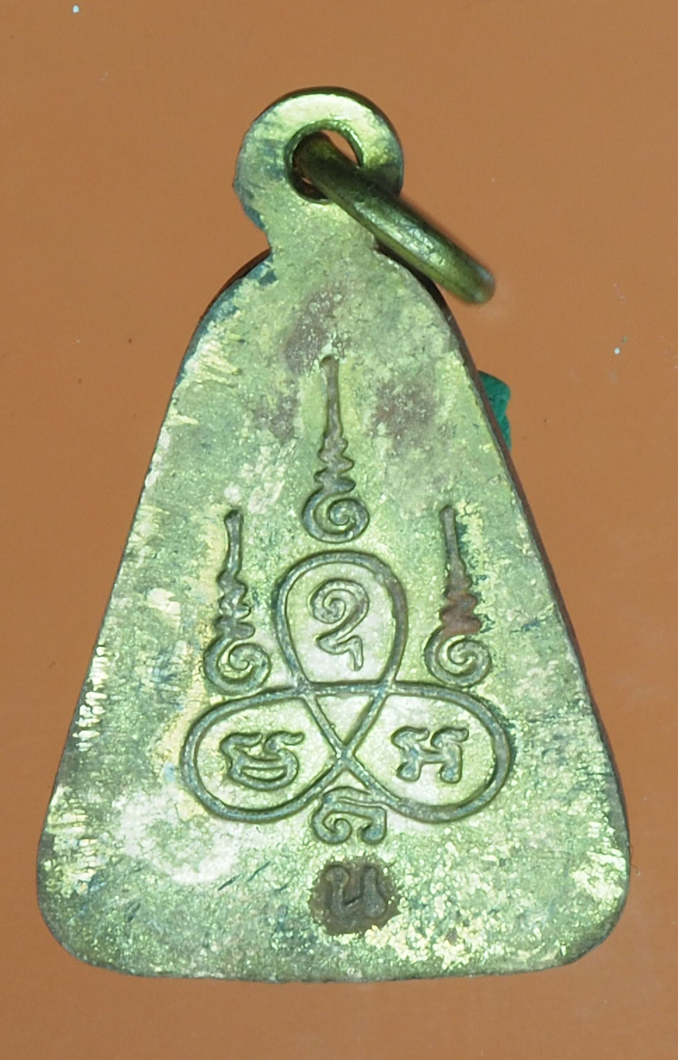 A147 เหรียญจอบ หลวงพ่อเงิน หลัง น พิจิตร 53