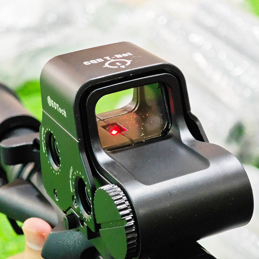 สโคปโฮโลกราฟ สีดำหน้าสั้น ไฟสีแดง ใช้เล็งอย่างดี ราง 20 mm (HLR)