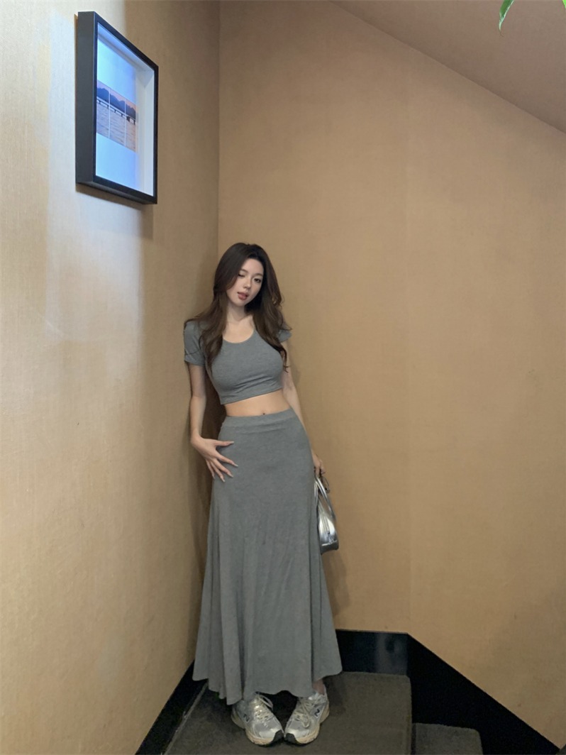 ชุดเซท เสื้อ+กป. กระโปรงยาว รหัส CN4680