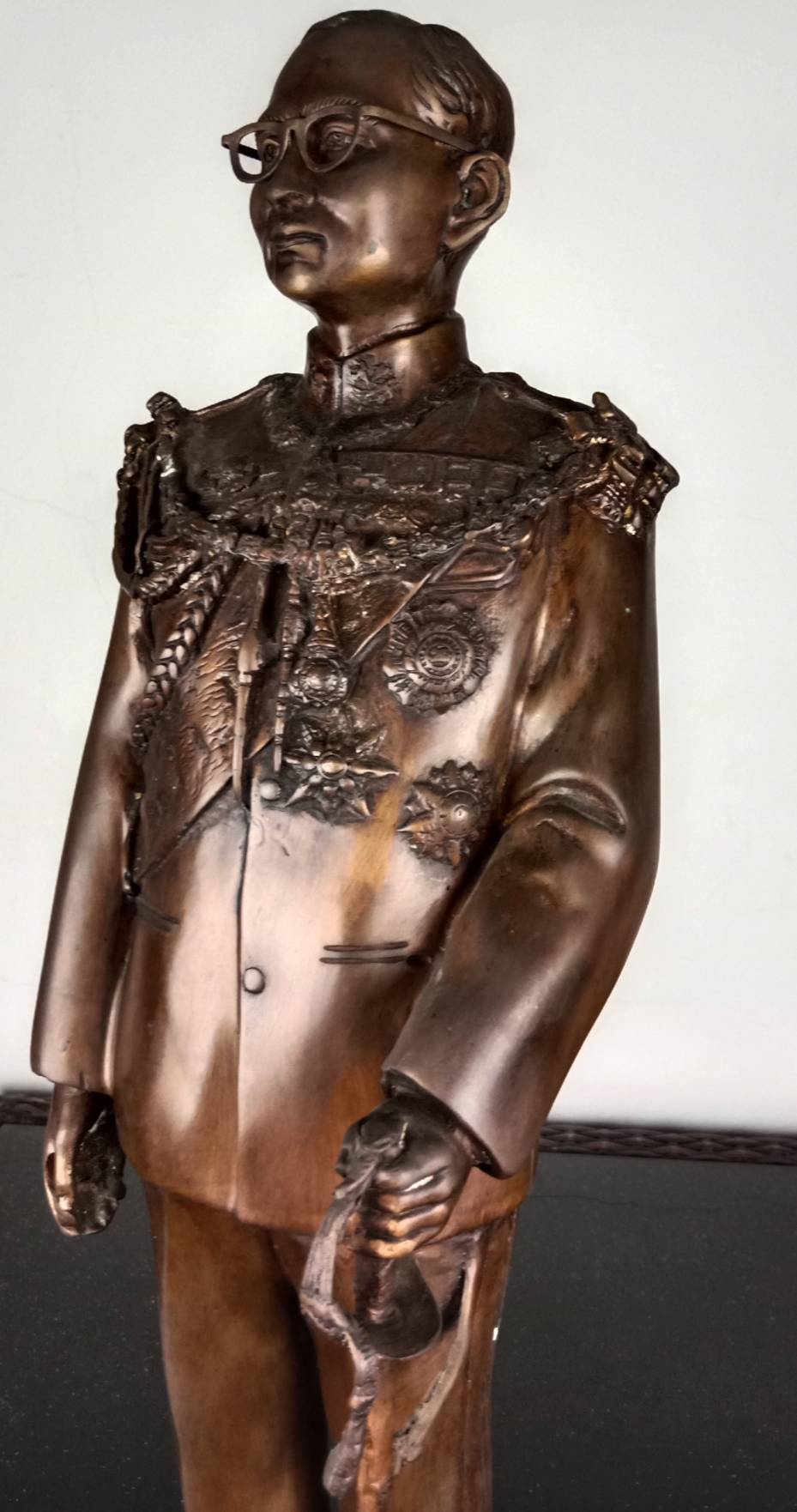 42.พระบรมรูปหล่อในหลวงรัชกาลที่9 พระบาทสมเด็จพระปรมินทรมหาภูมิพลอดุลยเดช