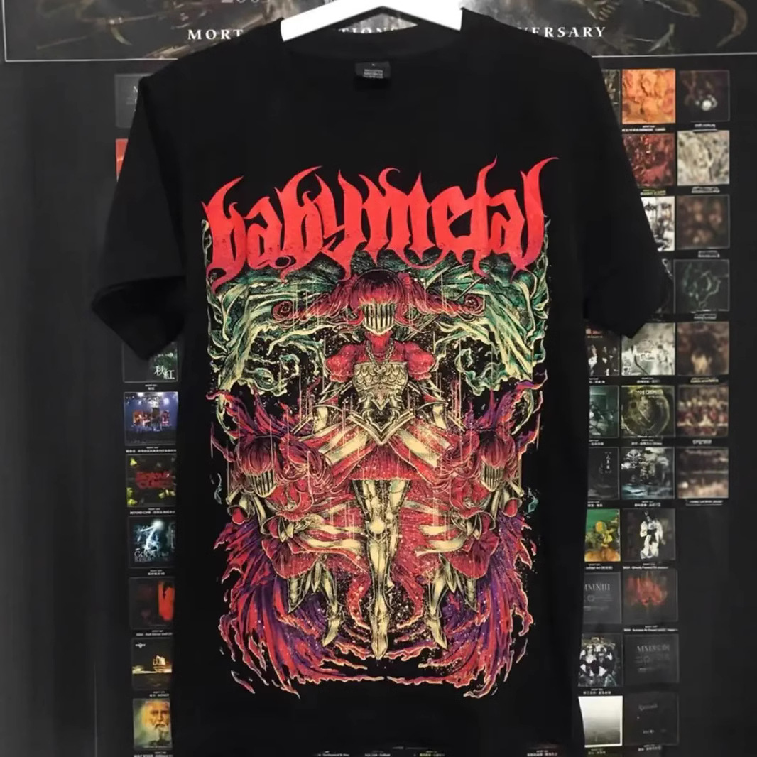 เสื้อยืด คอกลม สกีนลาย หลายแบบ พร้อมส่ง