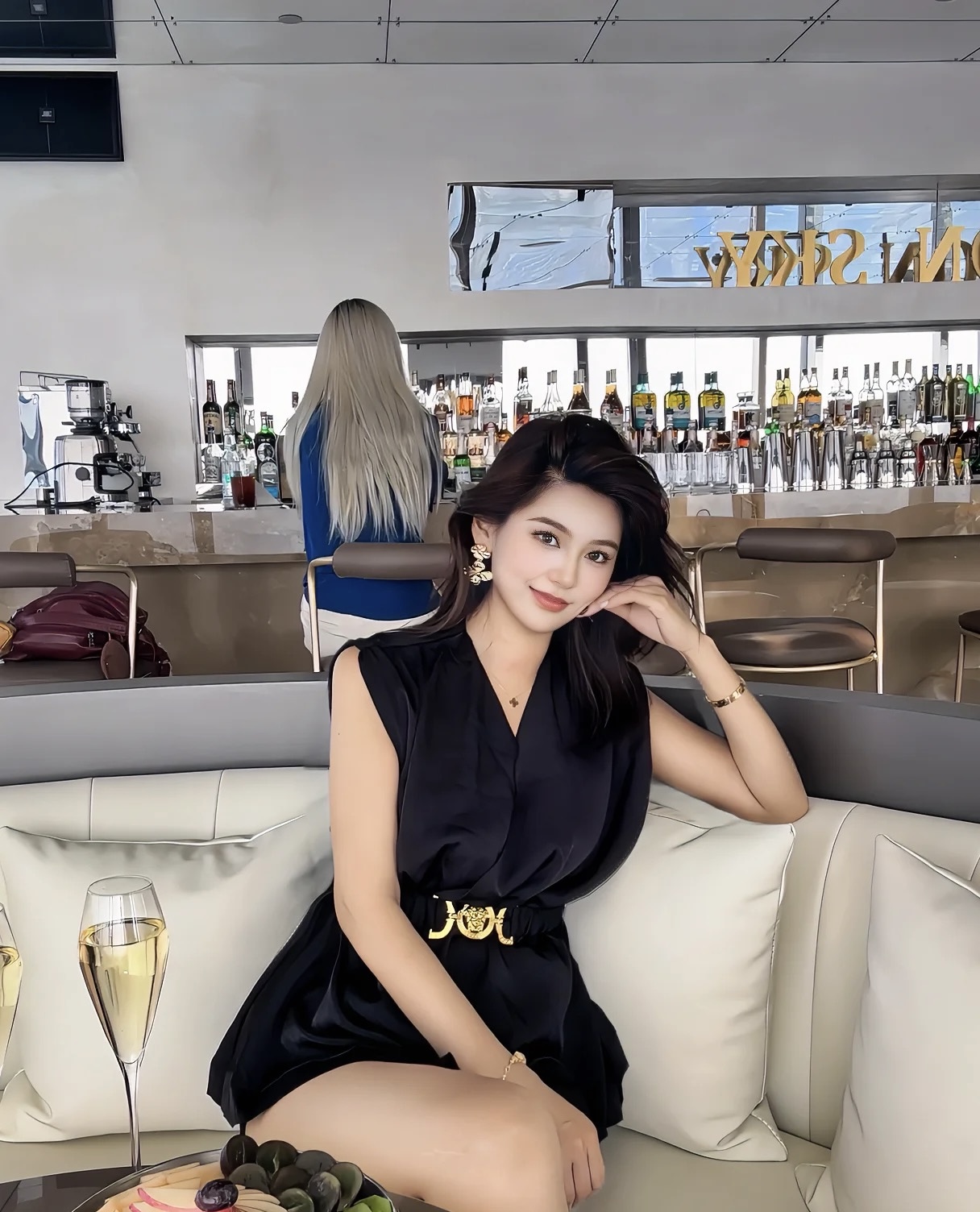 เสื้อแขนกุด แถมเข็มขัดอะไหล่ พร้อมส่งในไทย GB7217