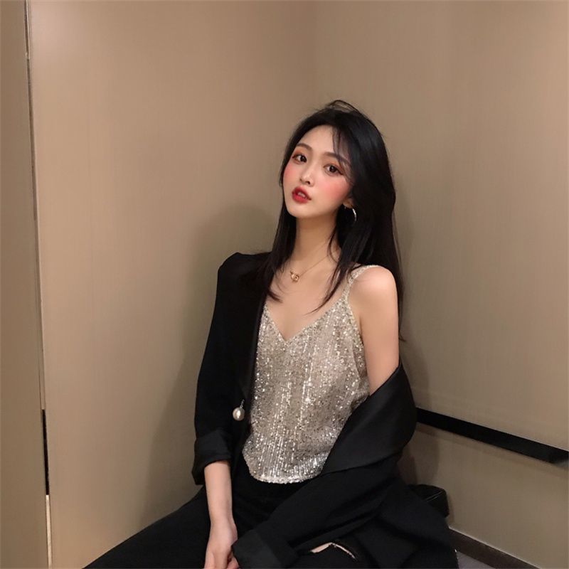เสื้อวิ๊ง สายเดี่ยว เลื่อม สไตลส์เกาหลี A1901 พร้อมส่งในไทย
