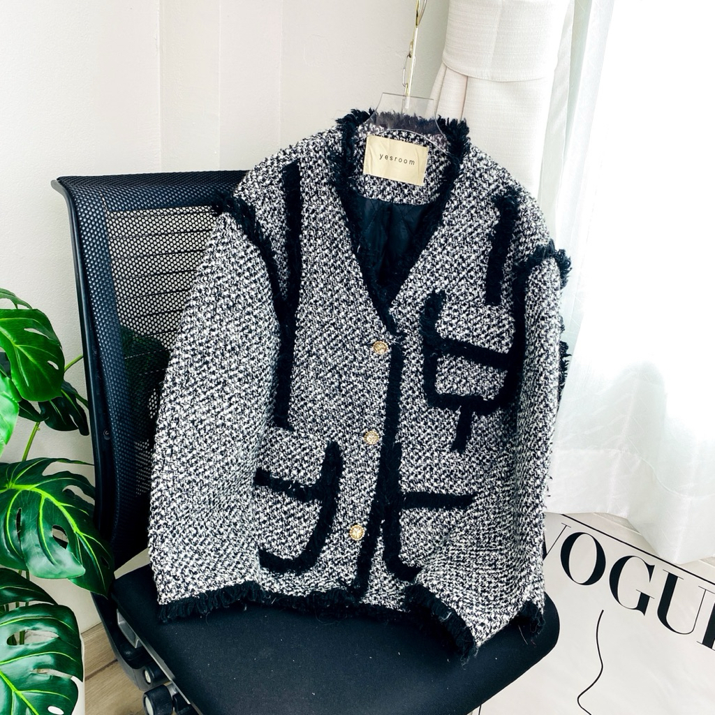 ไซด์ XL แบรนด์ YESROOM แท้ 100%🌸เสื้อแขนยาวผ้าทวิต กระดุมหน้า ผ้าทวิต Tweed งานวิบวับ สีดำ/เทา ใส่ออกงาน ชุดปาร์ตี้