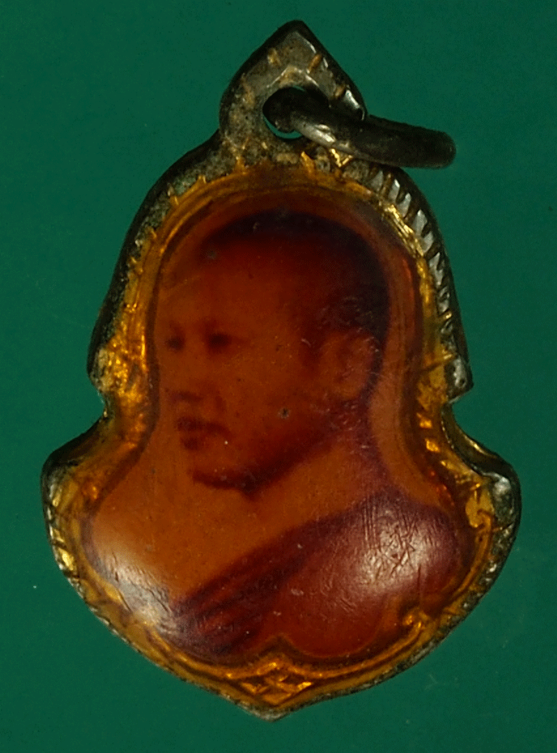 B2895 ล็อกเก็ตพ่อท่านคล้าย หลังหลวงพ่อจำเนียร วัดถ้ำเสือ กระบี่ 19