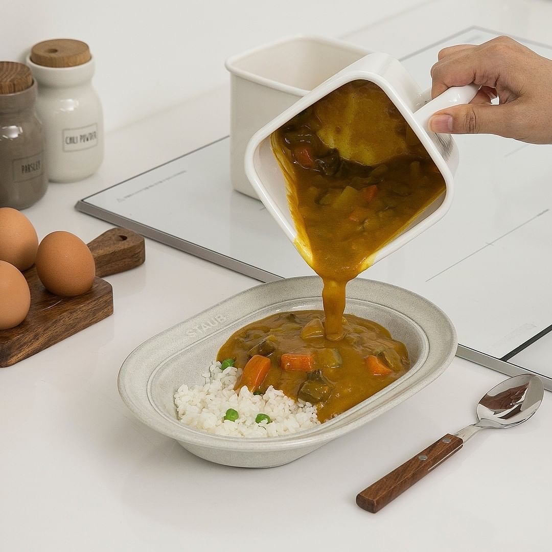 White Multi Enamel Container