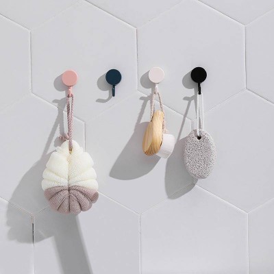 ตะขอ ติดผนัง กาวในตัว แพ็ค 2 ชิ้น คละสี พร้อมส่ง