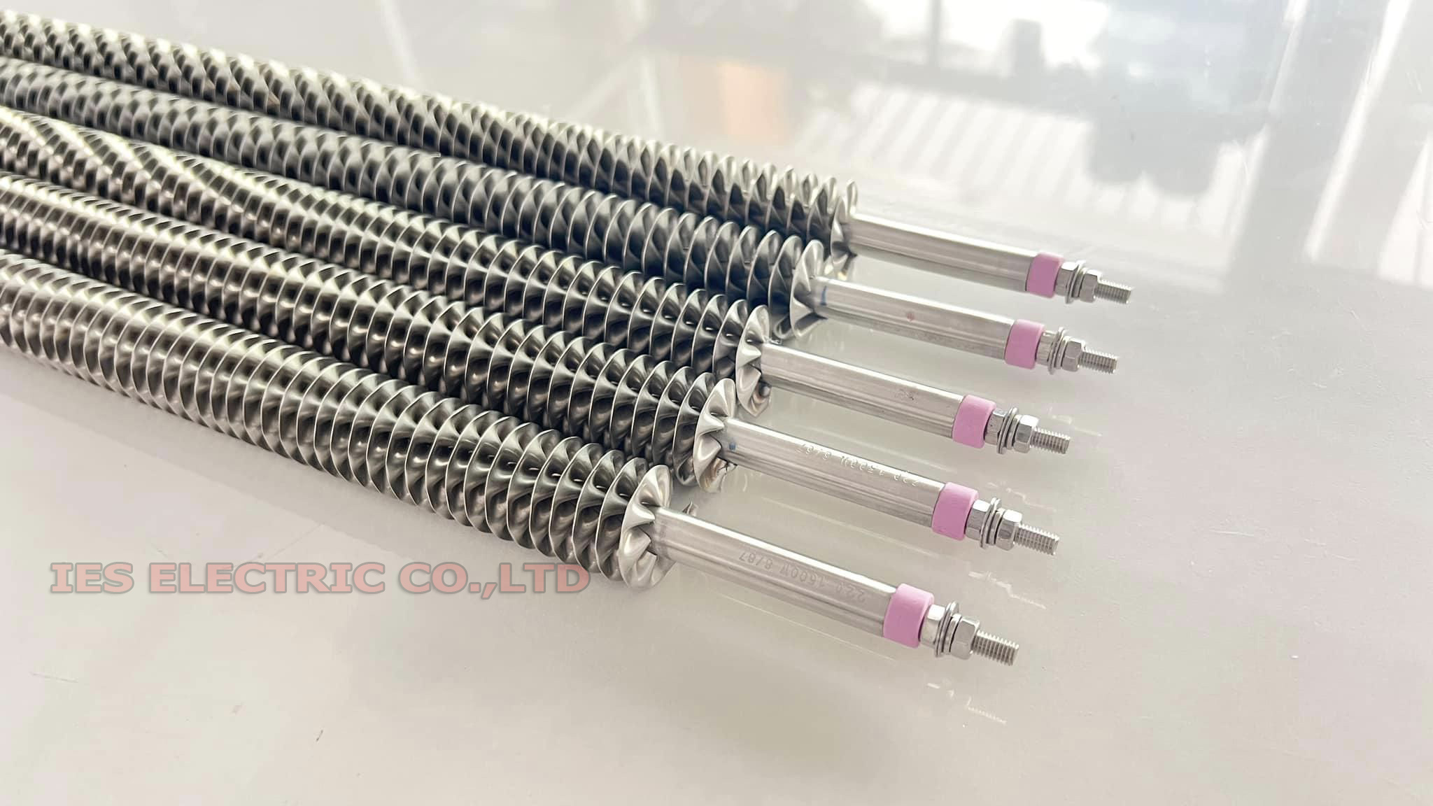 ฮีตเตอร์ครีบ Coil Finned Heater