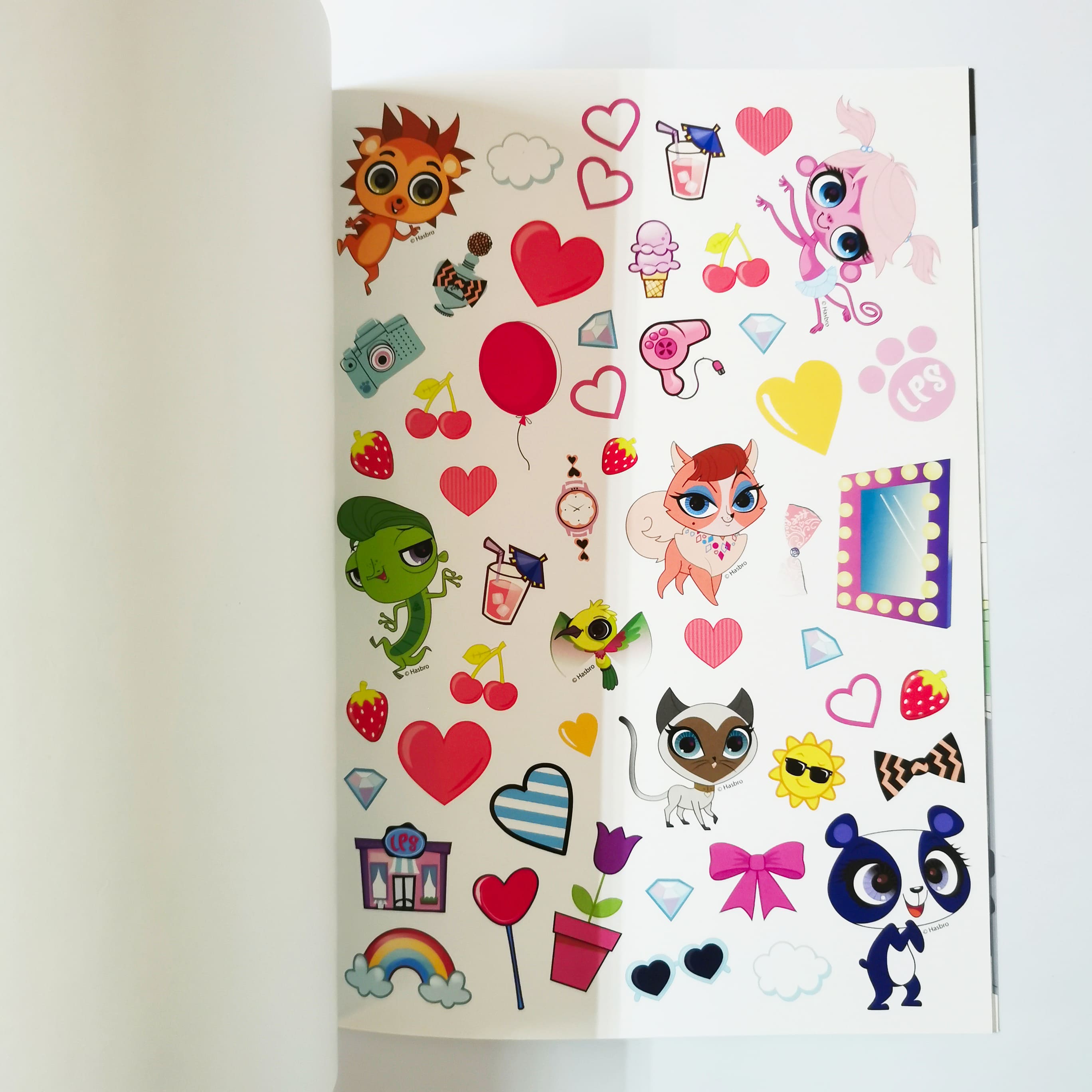 Little Pet Shop : Fashion Fun Sticker Book