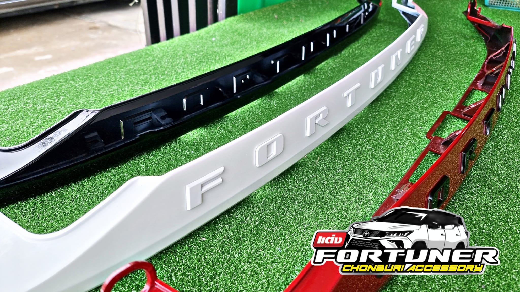 คาดเอวท้ายรีเจนเดอร์ LEGENDER ปี 2021 (แท้ห้าง) โตโยต้า ฟอร์จูนเนอร์