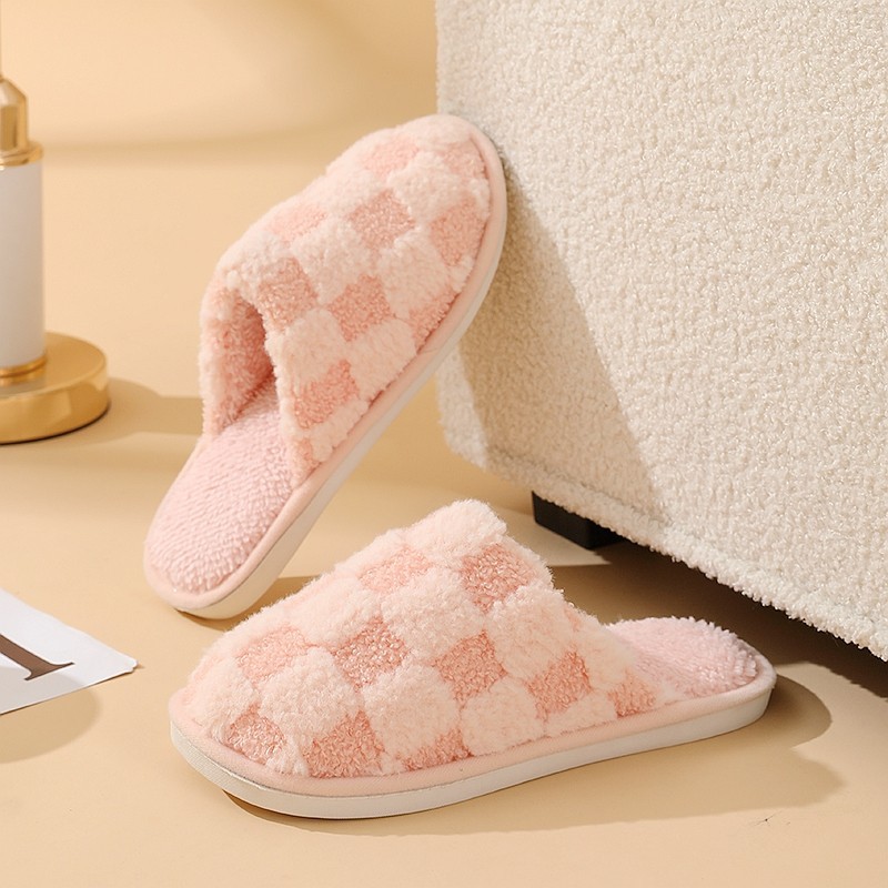 รองเท้าสลิปเปอร์ รองเท้าใส่ในบ้าน ลายตาราง