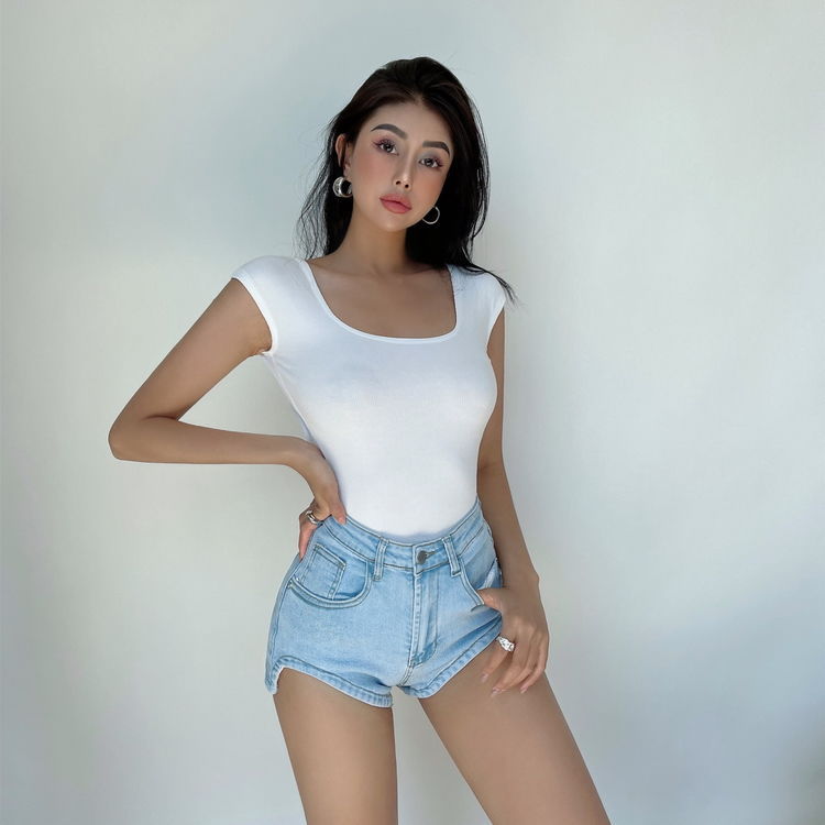 เสื้อบอดี้สูท โชว์หลัง สายฝอ CN1166