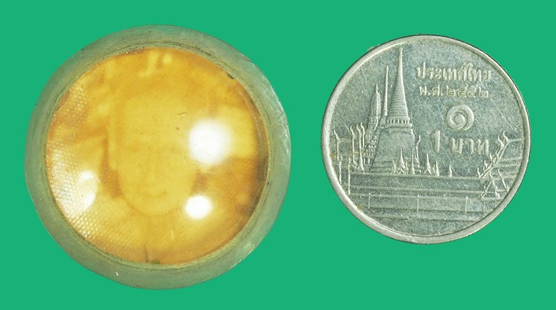 A5278 รูปถ่ายกระดาษหนังไก่สองหน้า เลี่ยมพลาสติกเก่า ไม่ทราบอาจารย์ 4