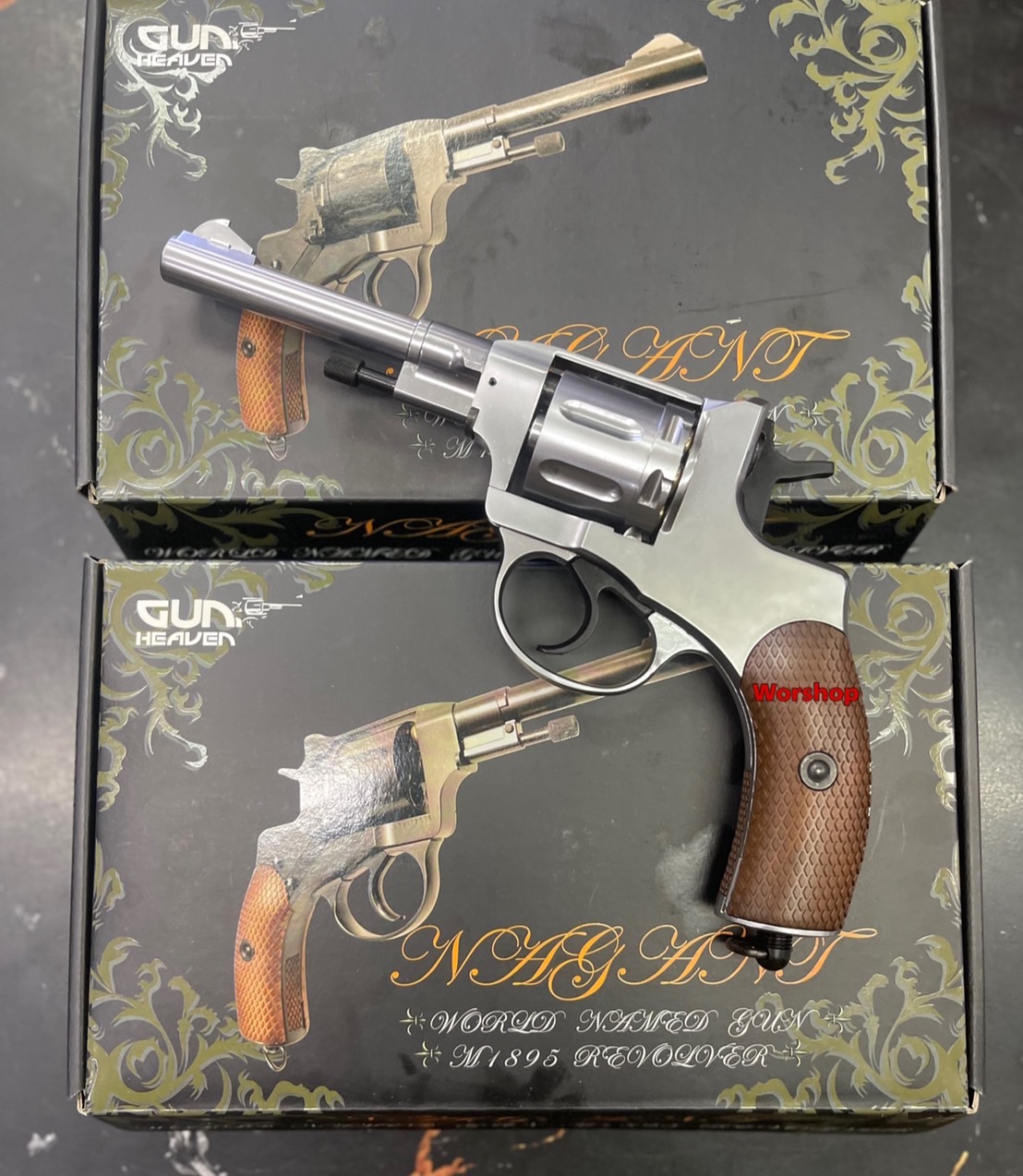 ปืนลูกโม่ NAGANT M1895 WORLD NAMED GUN
