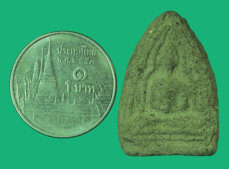 A5371 พระพิมพ์เนื้อดินผสมผงว่าน ไม่ทราบที่และปีสร้าง 3