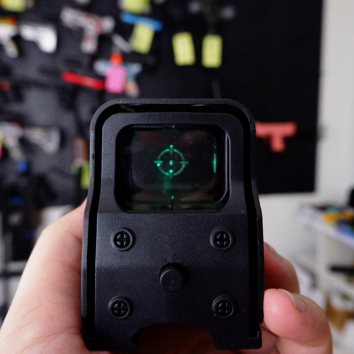 สโคปโฮโลกราฟ สีดำหน้าสั้น ไฟสีเขียว ใช้เล็งอย่างดี ขนาดราง 20 mm (HLB)