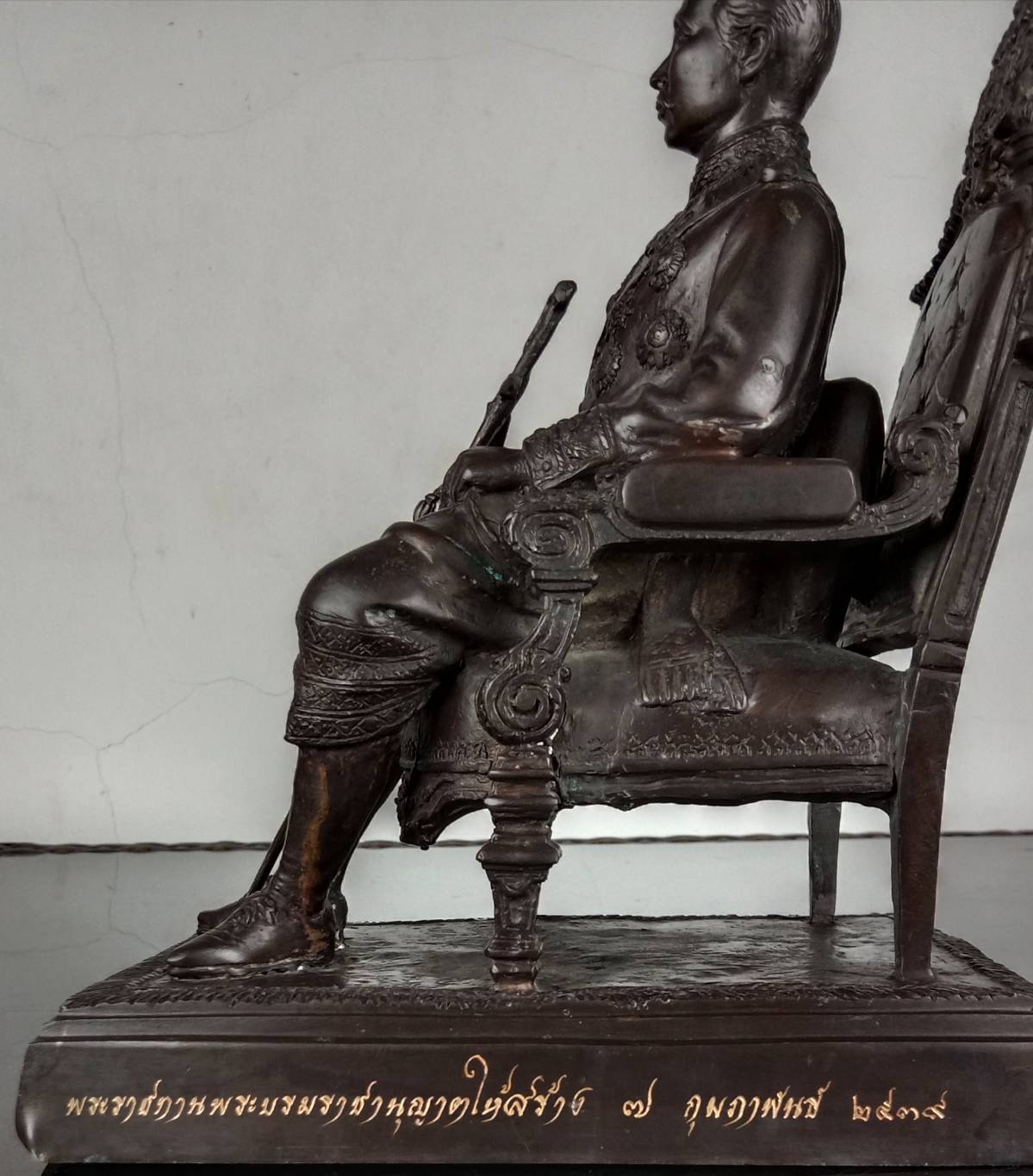 444.พระบรมรูปหล่อในหลวงรัชกาลที่5 พระบาทสมเด็จพระปรมินทรมหาจุฬาลงกรณ์ พระจุลจอมเกล้าเจ้าอยู่หัว ทรงประทับนั่งบัลลังก์