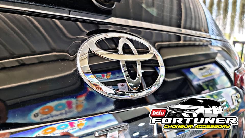 โลโก้แก้วสำหรับด้านหลัง MADE IN JAPAN โตโยต้า ฟอร์จูนเนอร์