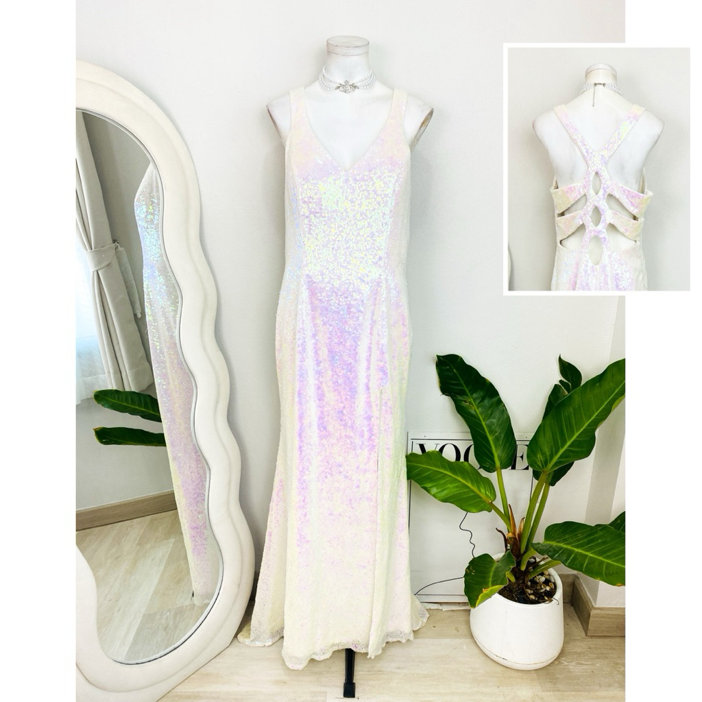 ไซด์ L-XL made in USA. 🌸Maxi dress เดรสยาว สานหลัง งานเกล็ดวิบวับ สีขาว เมทาลิค ทรงเข้ารูป เดรสออกงาน ชุดปาร์ตี้