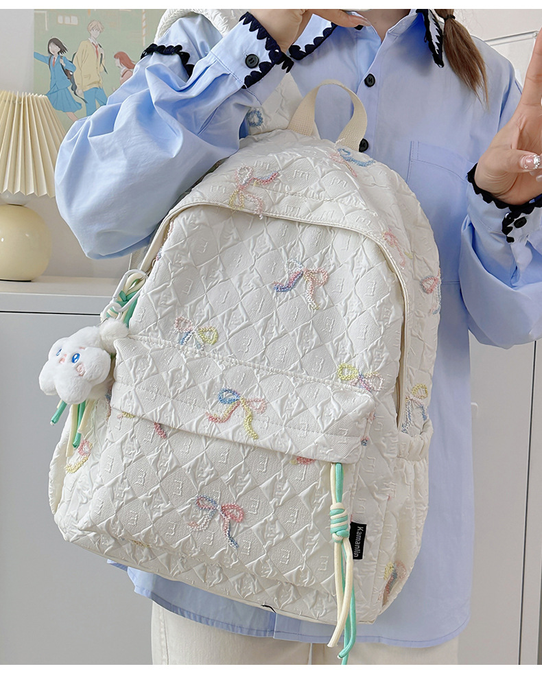 กระเป๋าเป้ ปักโบว์ แถมพวงกุญแจดาว รหัส Bag008