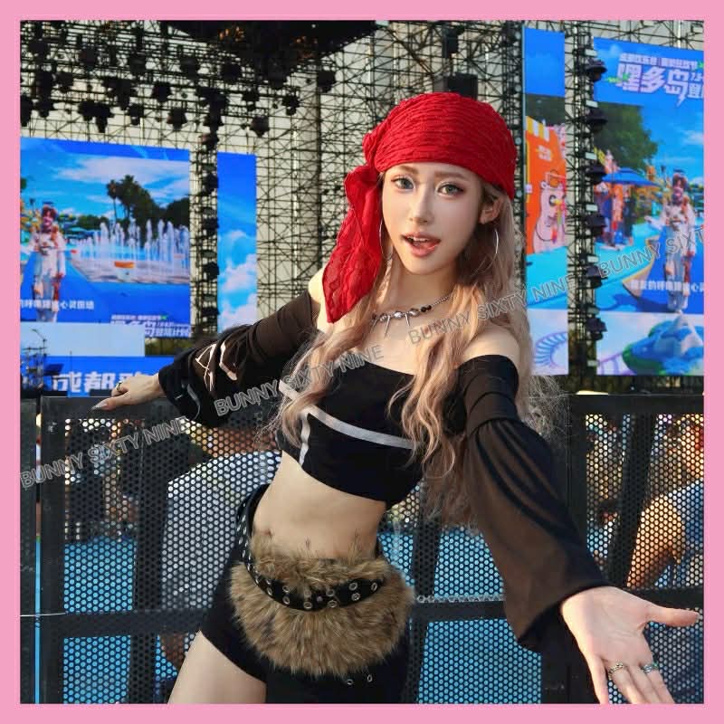 เข็มขัด คาวบอย แต่งขนนุ่มฟู ยอดฮิต พร้อมส่งในไทย