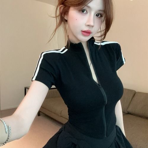 เสื้อครอป สตรีท ซิปหน้า รหัส CN2676