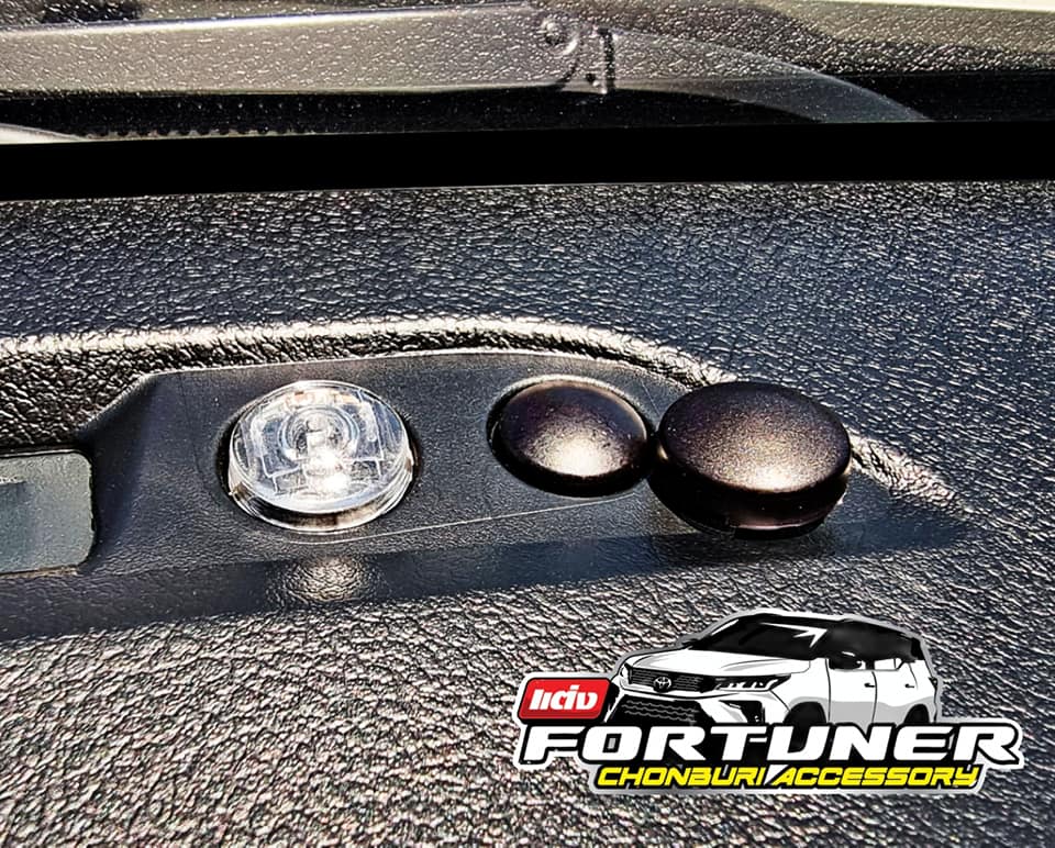 ครอบเซ็นเซอร์ไฟหน้าแบบใส สำหรับ ฟอร์จูนเนอร์