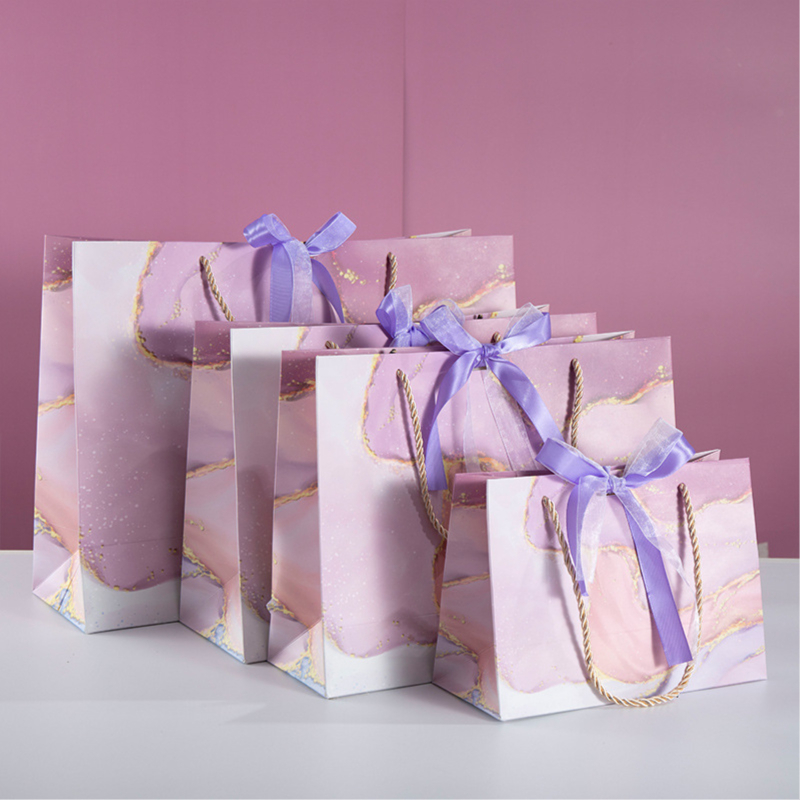 ถุงหิ้ว ถุงของขวัญ พร้อมริบบิ้น ขนาด 13.5 นิ้ว