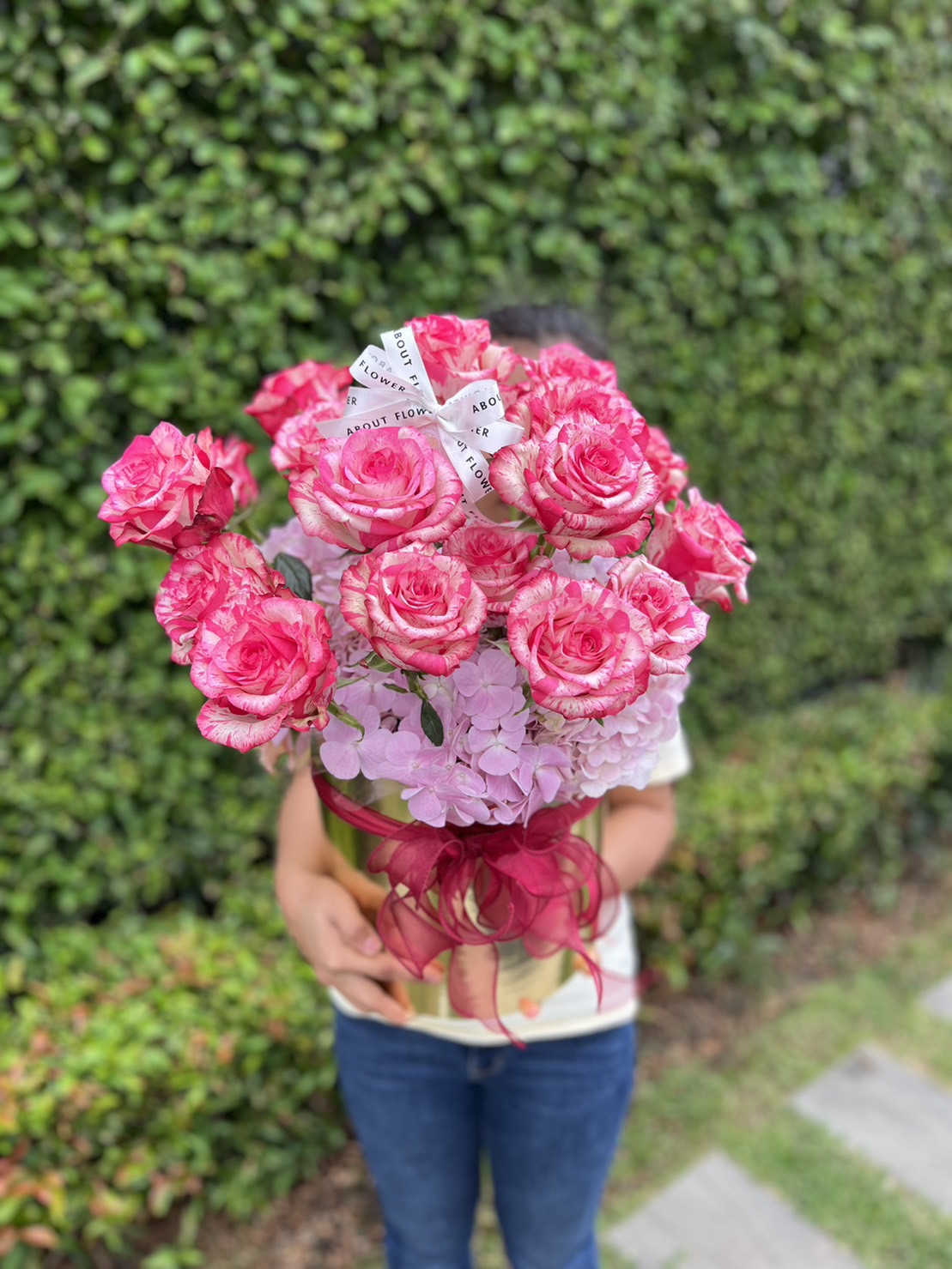 Fresh Ecuador Rose Box ช่อดอกกุหลาบเอกวาดอร์ นำเข้า คัด Size ช่อ 18-20 ดอก พร้อมตกแต่ง สามารถเปลี่ยนสีได้