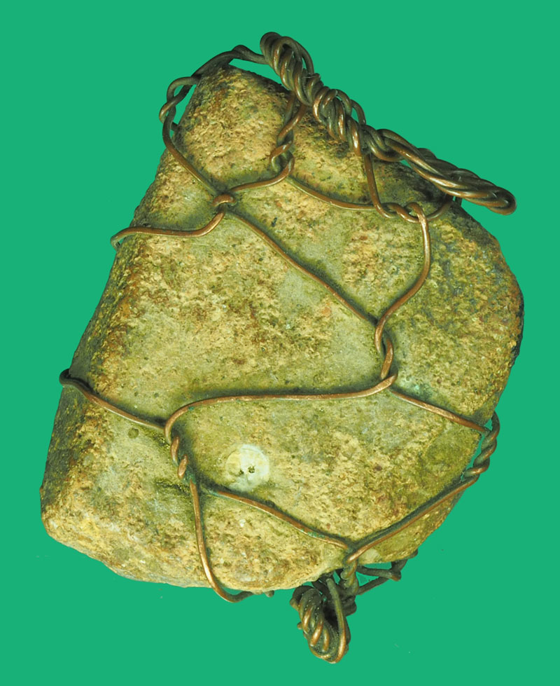 A5308 ชิ้นส่วนพระกรุเก่า ด้านบน ไม่ทราบที่ ถักลวดเก่า 13