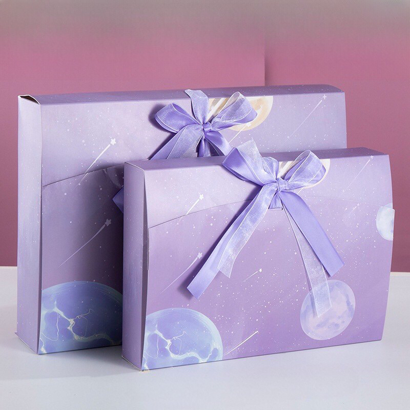 กล่องของขวัญสำเร็จรูป พร้อมริบบิ้นโบว์ ขนาด 10.5 นิ้ว