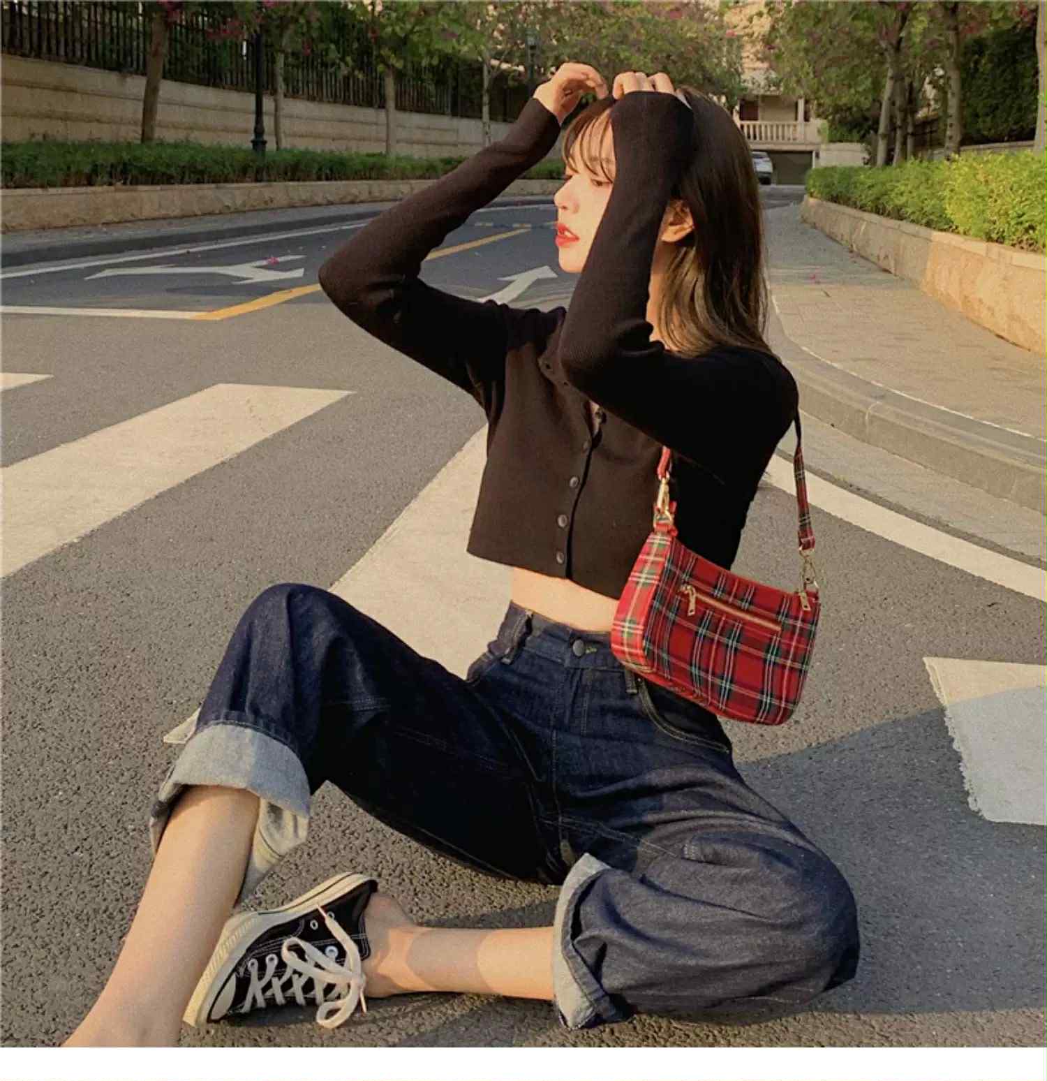 เสื้อครอป แขนยาว ไหมพรม สไตลส์เกาหลี พร้อมส่งในไทย