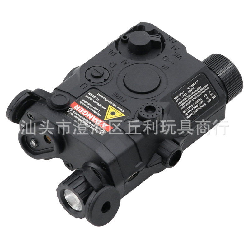 PEQ15 สีดำ มี3 ฟังก์ชั่น ไฟฉายสีขาว ไฟฉายสีเขียว เลเซอร์สีแดง (PEB)