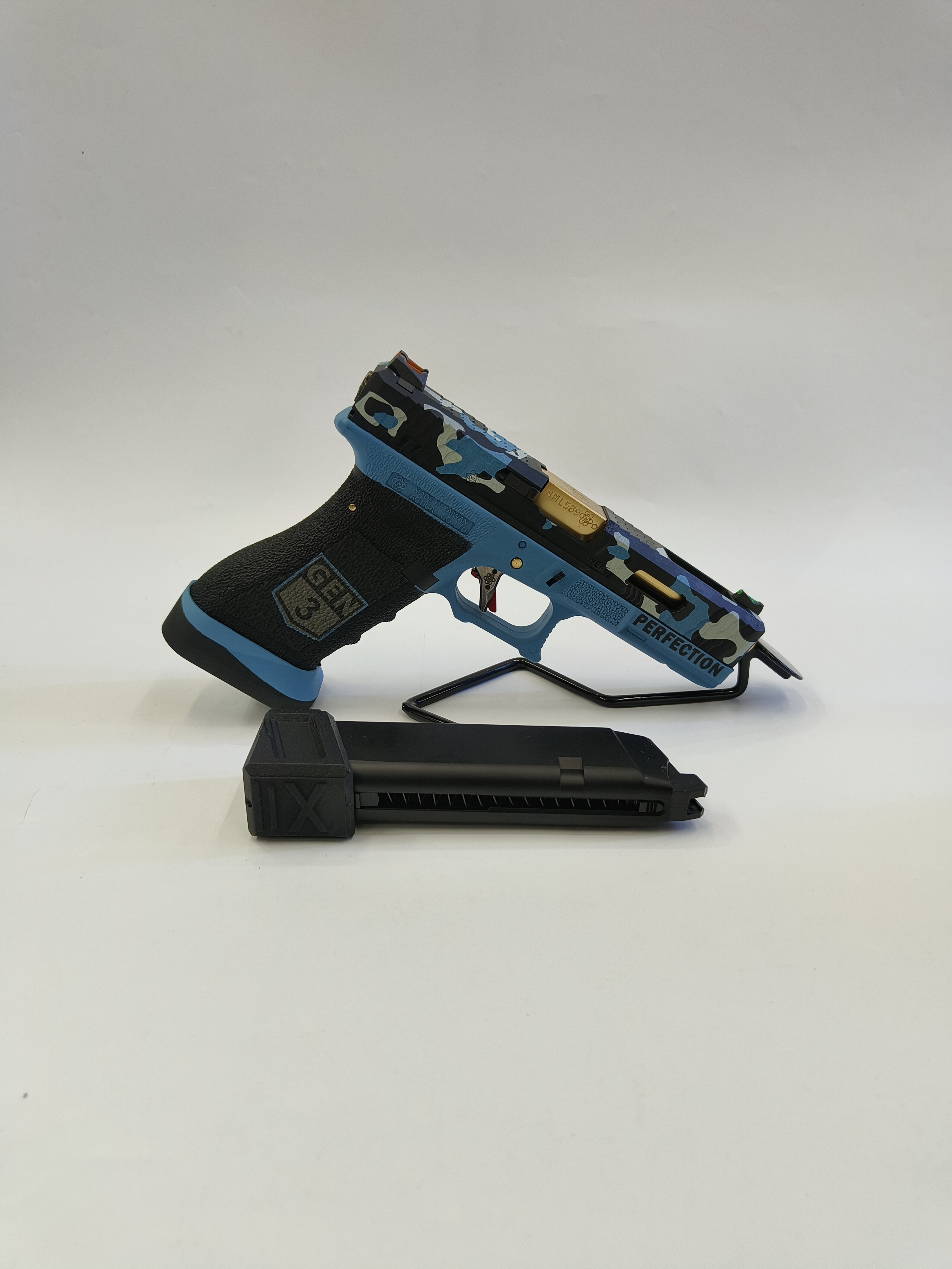 Glock 17V Secret (Camo Blue) Full-Auto - WE