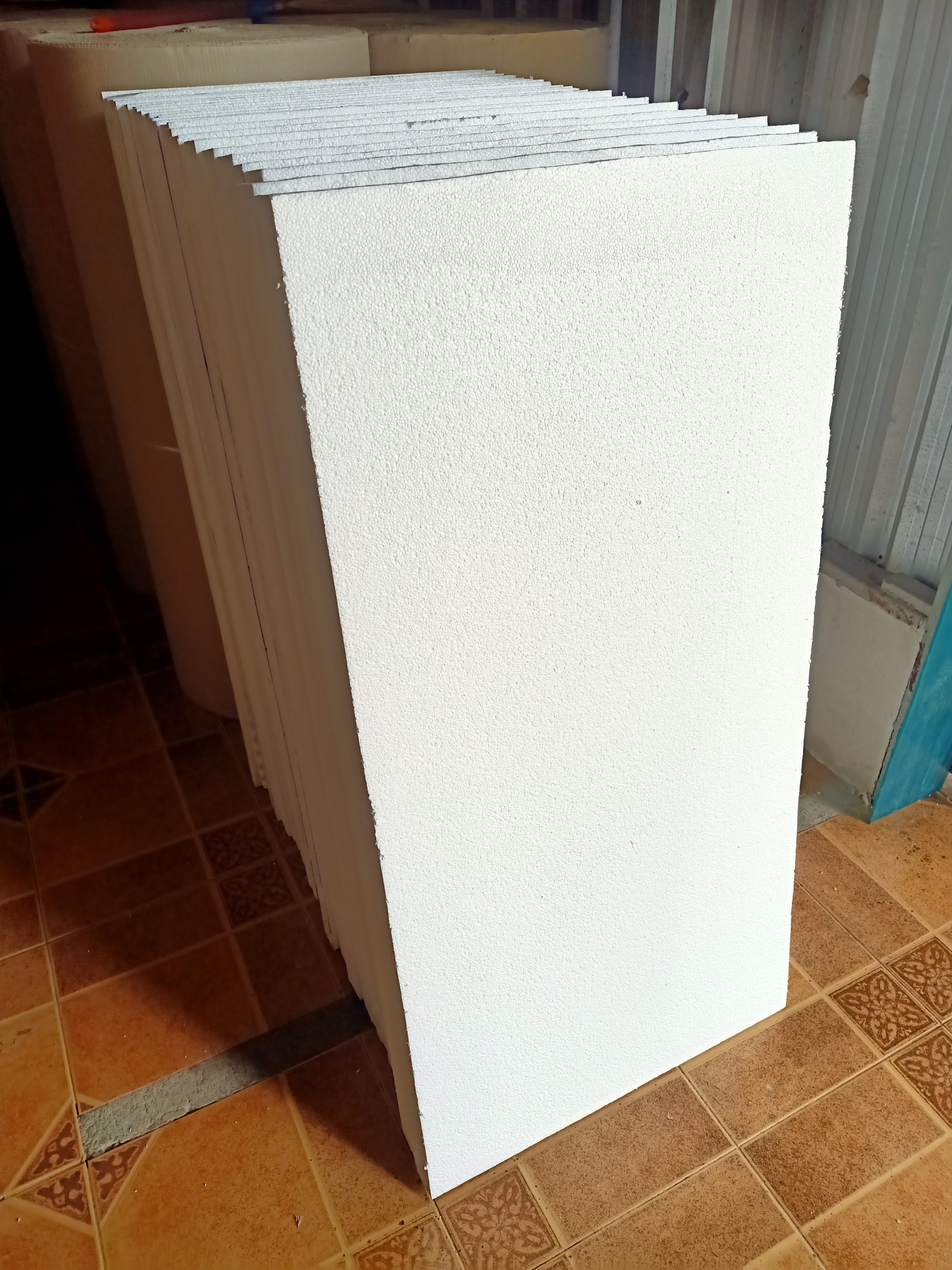 โฟมก่อสรา้ง,EPS FOAMปรับระดับพื้น,ความหนาแน่น 1ปอนด์ ขนาด 60x120cm หนา 5" บรรจุ 2 แผ่น/แพ็ค (300 บาท/แผ่น)