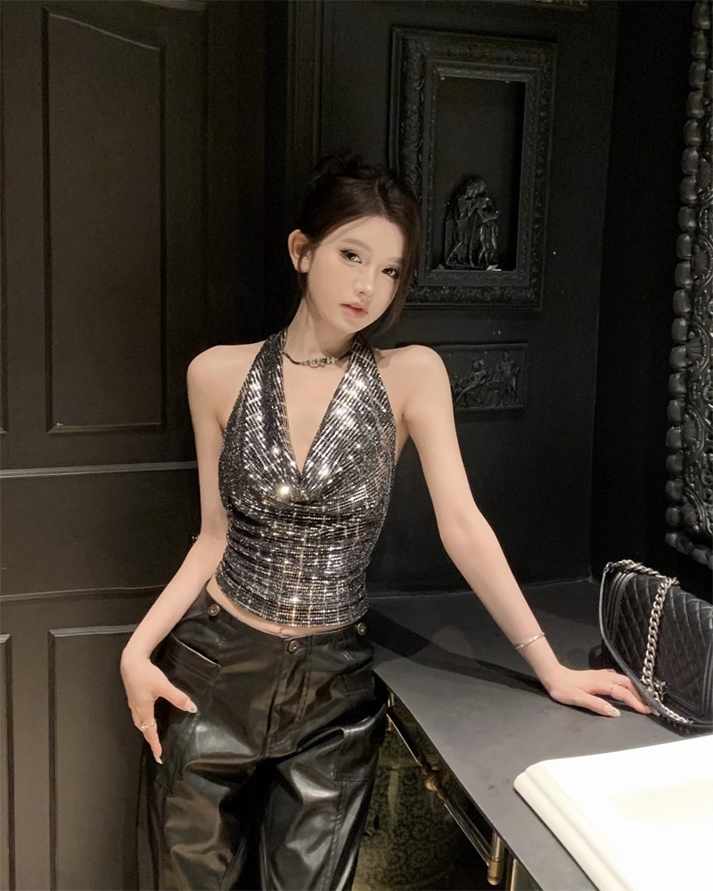 เสื้อวิ๊ง คล้องคอ โชว์หลัง พร้อมส่งในไทย รหัส CN7292