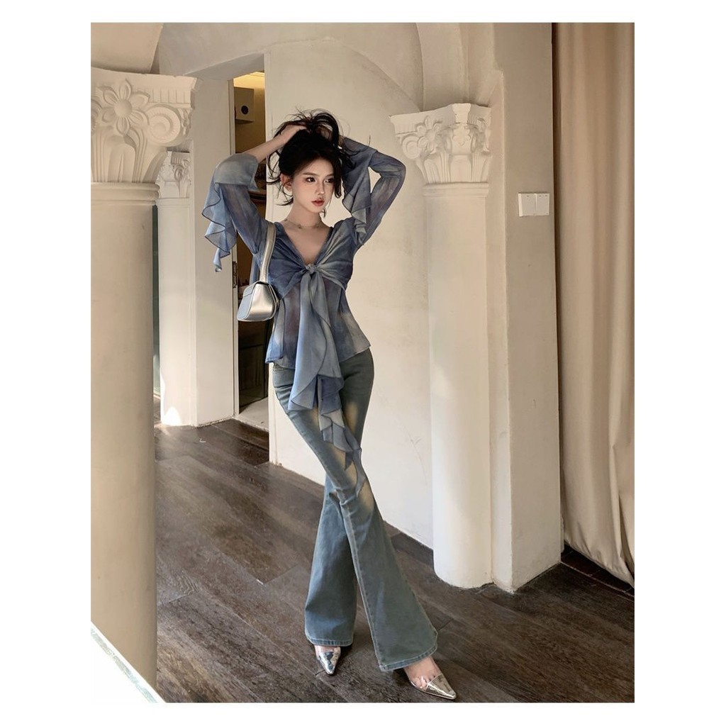 เสื้อซีทรู แขนกระดิ่ง คอวี ฟ้า-น้ำเงิน พร้อมส่ง CN2440