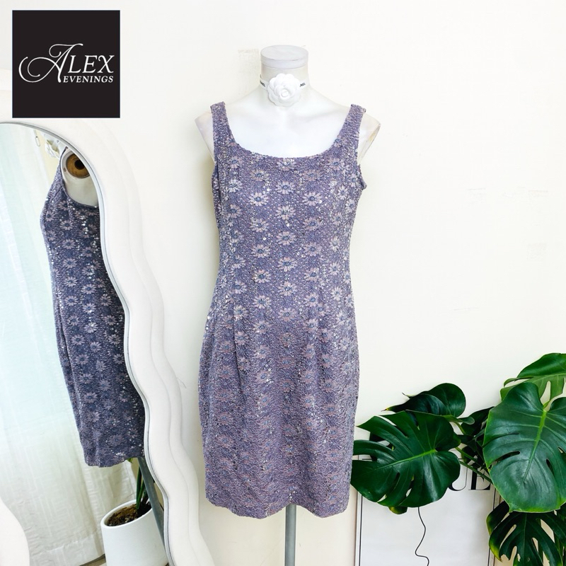 ไซด์ L แบรนด์ Alex แท้ 100%🌸เดรส ชุดลูกไม้ งานเกล็ดวิบวับ พรีเมี่ยม สีม่วงอ่อน เดรสลูกไม้ เดรสใส่ออกงาน พร้อมส่ง