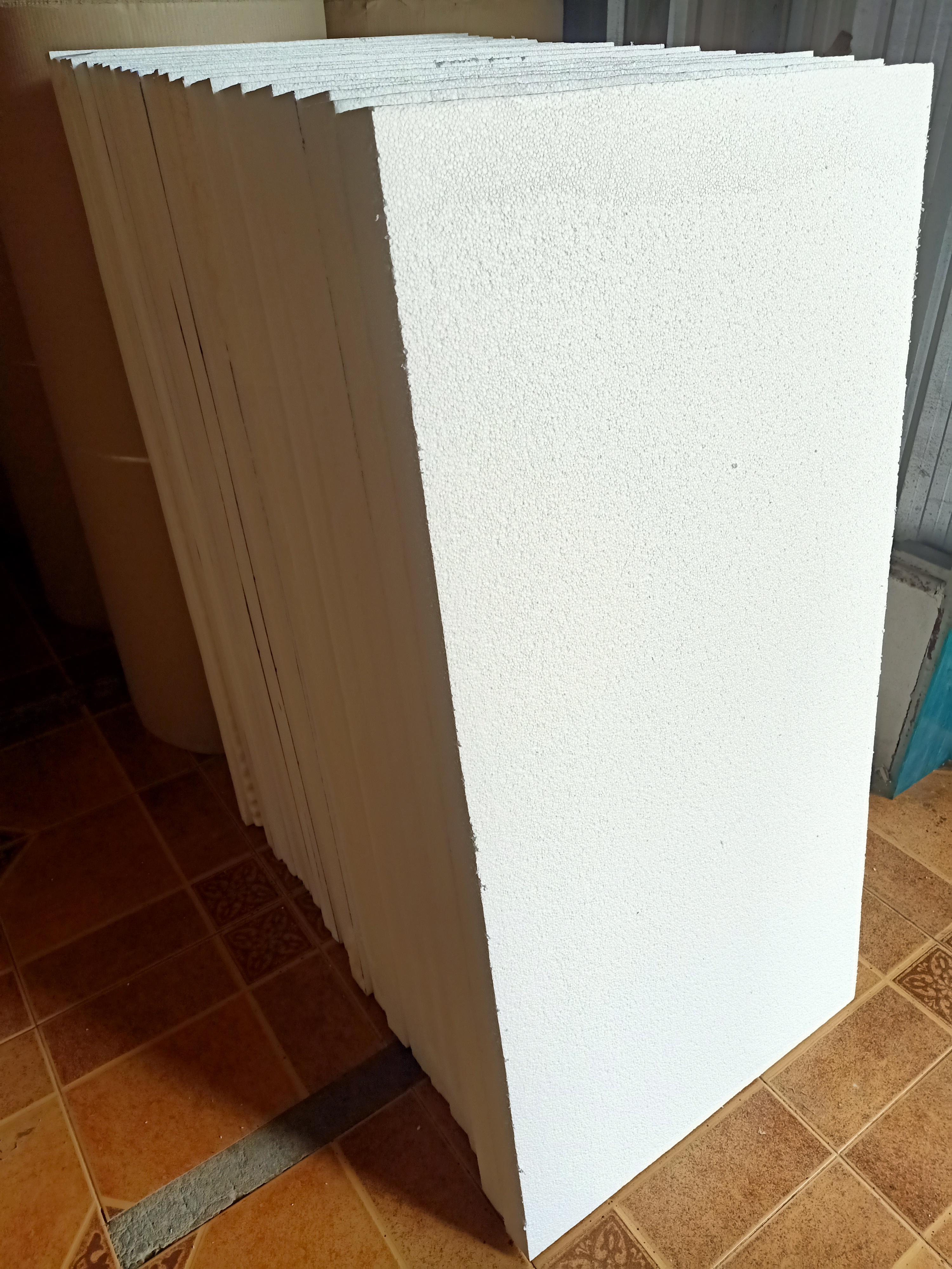 โฟมก่อสรา้ง,EPS FOAMปรับระดับพื้น,ความหนาแน่น 1ปอนด์ ขนาด 60x120cm หนา 3" บรรจุ 5 แผ่น/แพ็ค (180บาท/แผ่น)